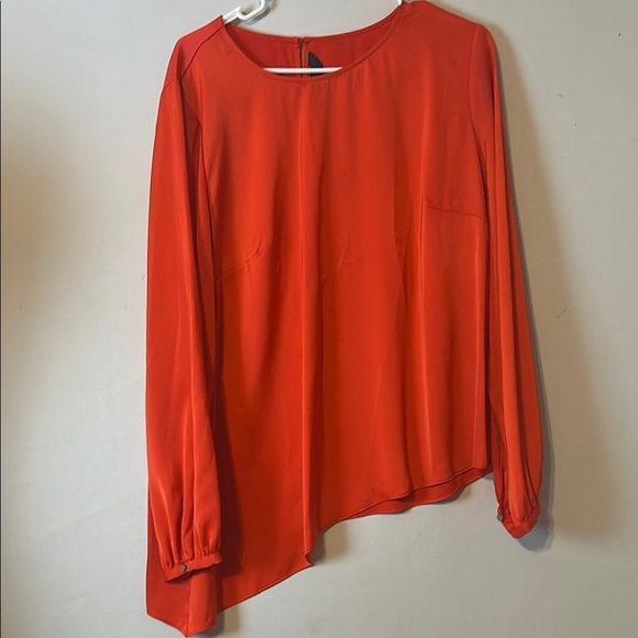 Rachel Roy Women's Asymmetrical Top Shirt Blouse Red Long Sleeves Size XXL - Picture 2 of 9